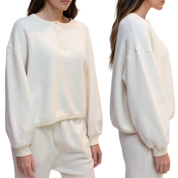 THE GREAT. white / cream Sherpa Sleep Henley top 0 - Picture 3 of 16